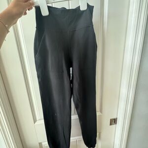 Lulu black joggers